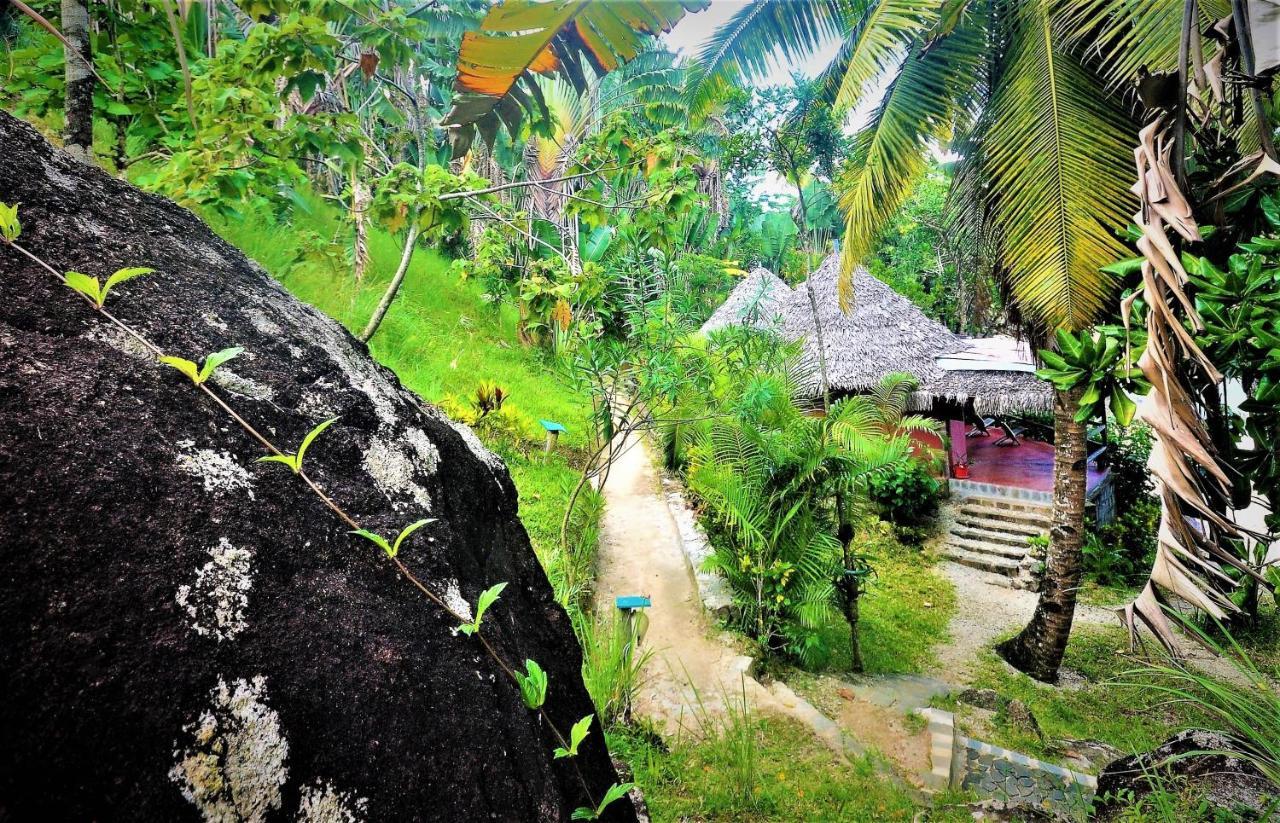 Natiora Green Lodge Ile Sainte-Marie Buitenkant foto